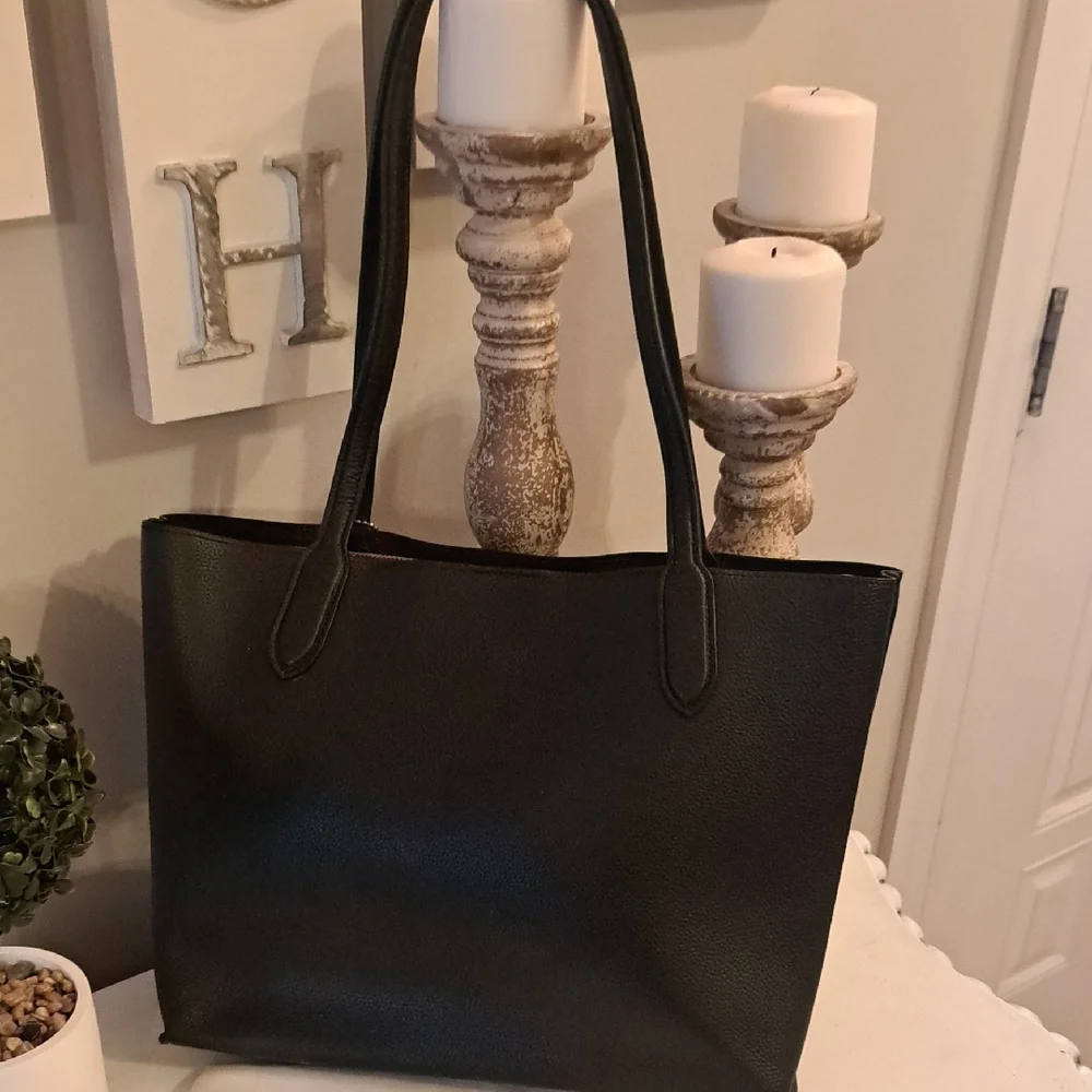 Coach barely used